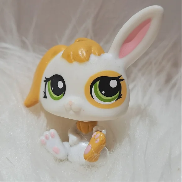 Littlest Pet Shop Toys Littlest Pet Shop 417 Yellow And White